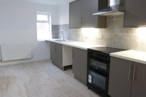 4 bedroom terraced house to rent, Sansome Walk, Worcester