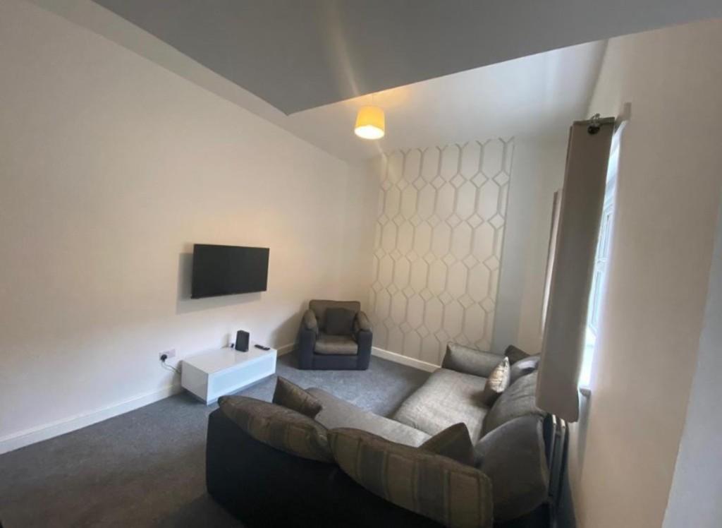 Frontt room 1
