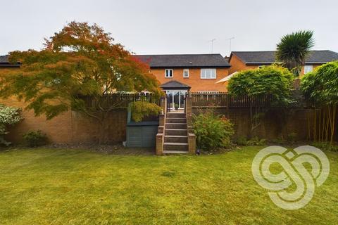 5 bedroom detached house for sale, Furrows Drive, Burton-on-Trent