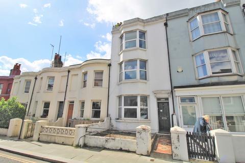 5 bedroom terraced house for sale
