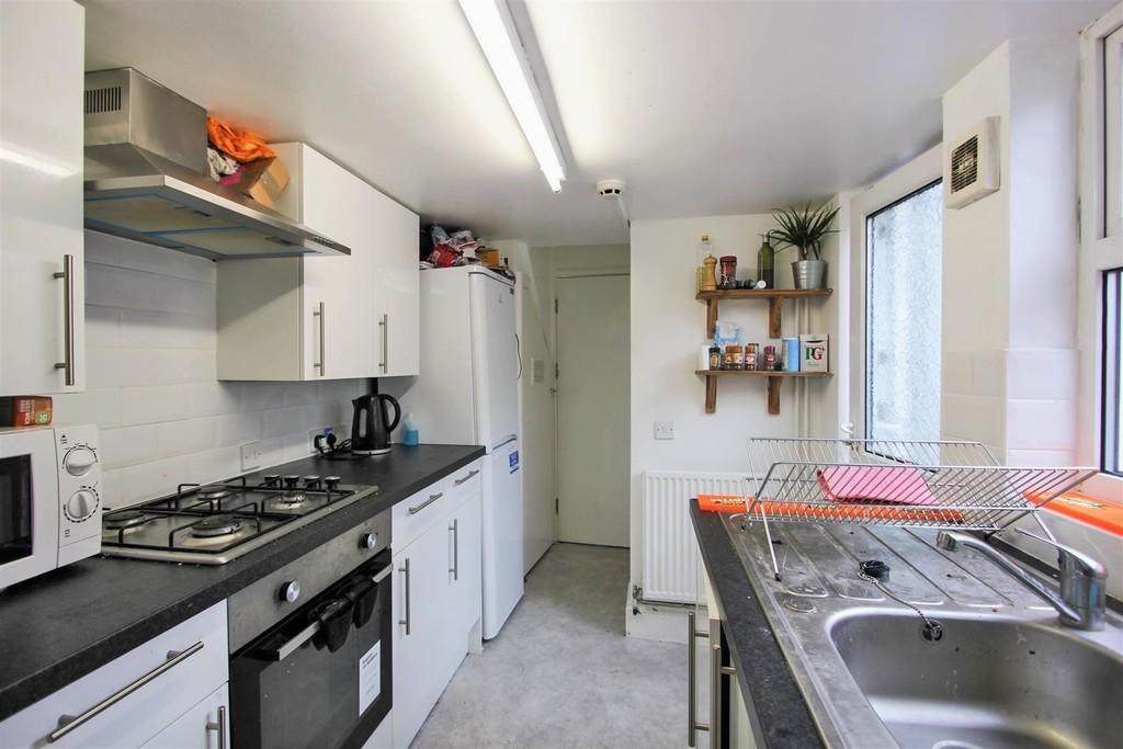 6 SS Kitchen