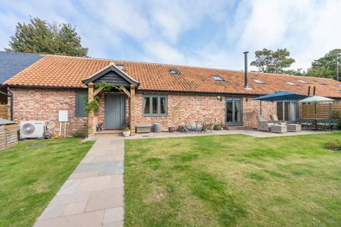 2 bedroom barn conversion for sale, Lound