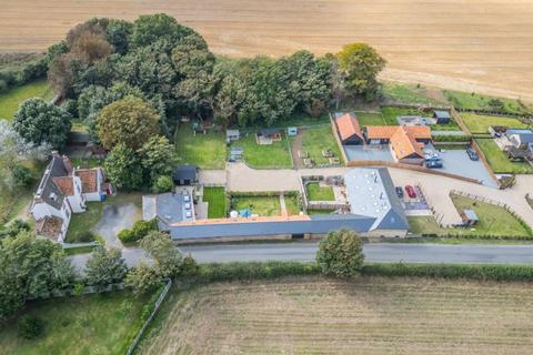 2 bedroom barn conversion for sale, Lound