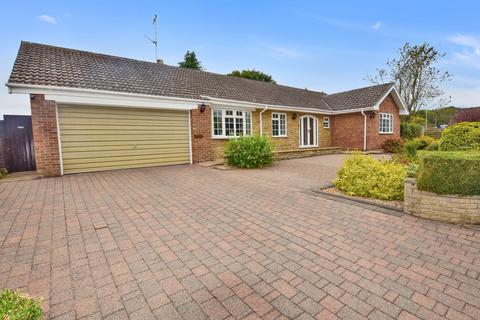 4 bedroom detached bungalow for sale, Wordsworth Close, Scarborough YO13