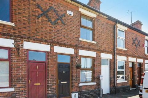 2 bedroom terraced house to rent, City Road, Derby