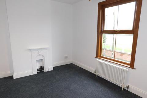 2 bedroom terraced house to rent, City Road, Derby