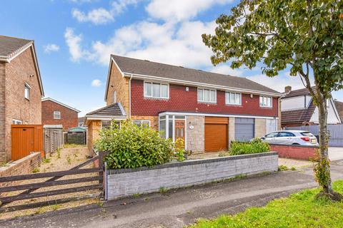 4 bedroom semi-detached house for sale, Meadow Walk, Gosport PO13