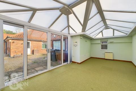 5 bedroom detached bungalow for sale, Elmham Road, Beetley, Dereham