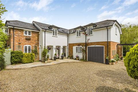 6 bedroom detached house for sale, Halls Close, Hobbs Hill, Welwyn, Hertfordshire