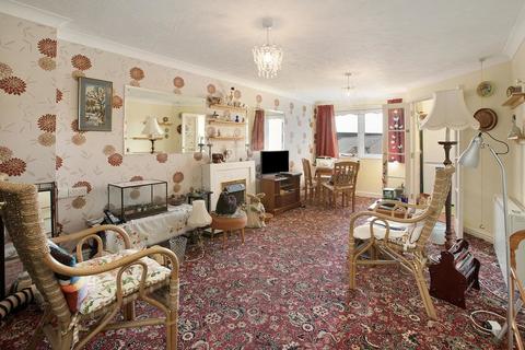 1 bedroom apartment for sale, Den Crescent, Teignmouth