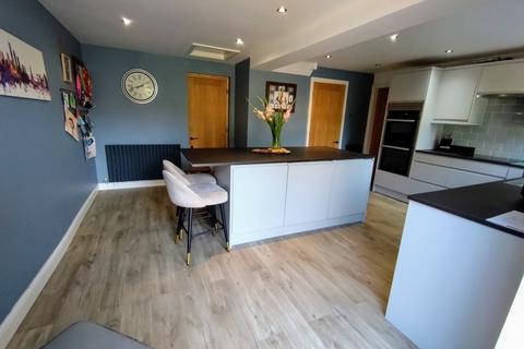 4 bedroom detached house for sale, Larkfields, Kidsgrove, Stoke-on-Trent