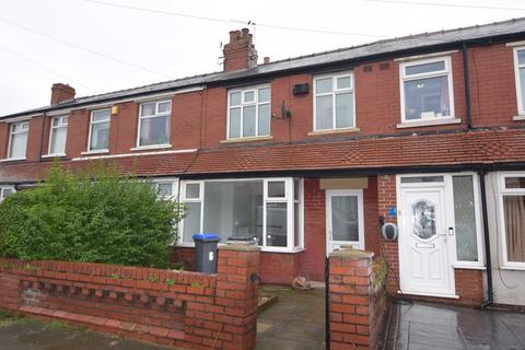 3 bedroom terraced house to rent, Pickmere Avenue, Blackpool