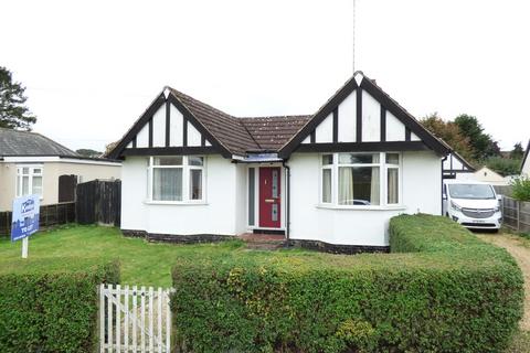 2 bedroom detached bungalow for sale, Centre Drive, Newmarket