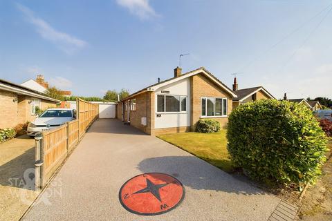 3 bedroom detached bungalow for sale, Borton Road, Blofield Heath, Norwich