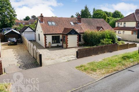 3 bedroom chalet for sale, Earlham Green Lane, Norwich