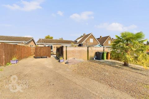 3 bedroom detached bungalow for sale, Glebe Close, Long Stratton, Norwich