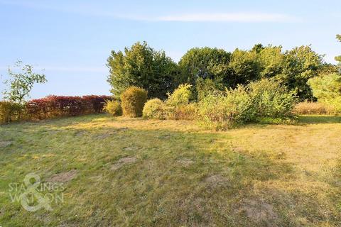 3 bedroom detached bungalow for sale, Fundenhall Road, Hapton, Norwich