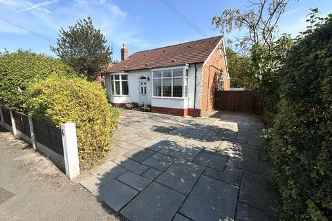 2 bedroom bungalow for sale, Broomfield Crescent, Stockport