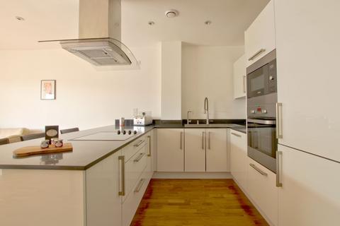 2 bedroom apartment to rent, Flamsteed Close, Cambridge CB1