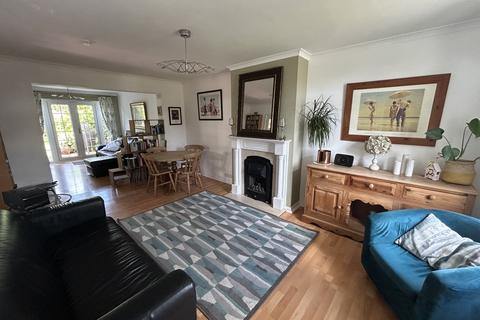1 Harold Crescent, Waltham Abbey, EN9 1QT