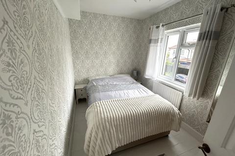 1 Harold Crescent, Waltham Abbey, EN9 1QT