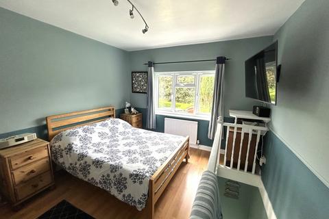 1 Harold Crescent, Waltham Abbey, EN9 1QT