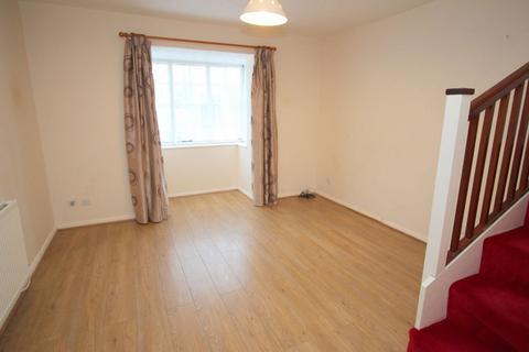 2 bedroom house to rent, Creran Walk, Linslade