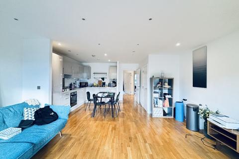 2 bedroom apartment to rent, Tunberry Quay, London E14