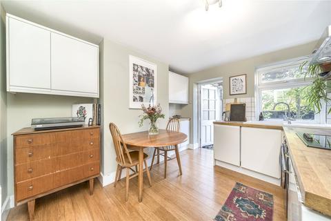 2 bedroom apartment for sale, Lewisham Way, New Cross, SE14