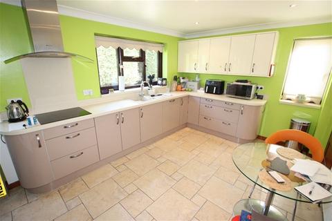 5 bedroom detached house for sale, Homing Road, Little Clacton, Clacton on Sea