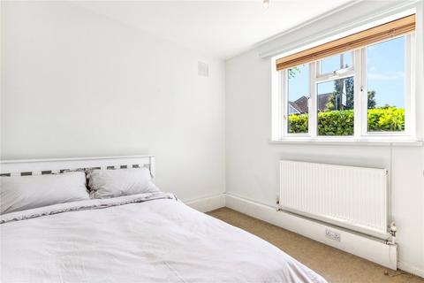 3 bedroom apartment to rent, Nightingale Lane, London, SW12