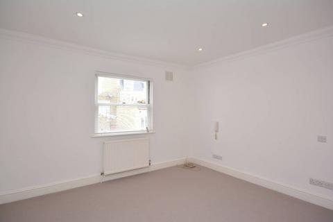 2 bedroom mews to rent, Craven Mews, Clapham, London, SW11