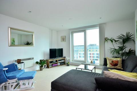 2 bedroom flat to rent, St George Wharf, Vauxhall, London, SW8