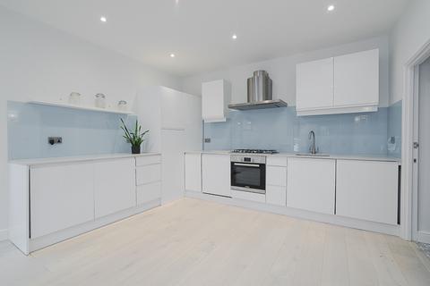 1 bedroom flat to rent, Beaumont Avenue