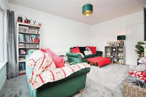 47 Allington Drive, Birstall, Leicester, LE4 4FD