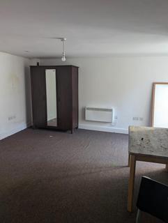 2 bedroom flat to rent, at Nationwide, Flat 6, 84, Stokes Croft BS1