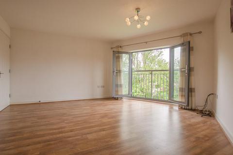 3 bedroom apartment to rent, Heworth Croft, York, YO31 7SN