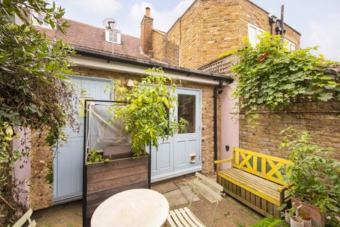 2 bedroom terraced house for sale, Christchurch Road, Parkside, East Sheen