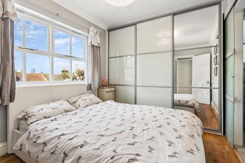 2 bedroom mews for sale, Pembroke Mews, Cologne Road, London