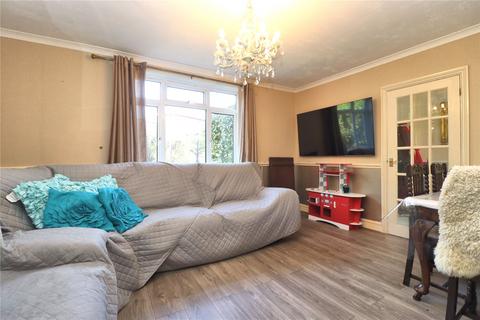 3 bedroom end of terrace house for sale, St Michaels Road, Surrey GU21