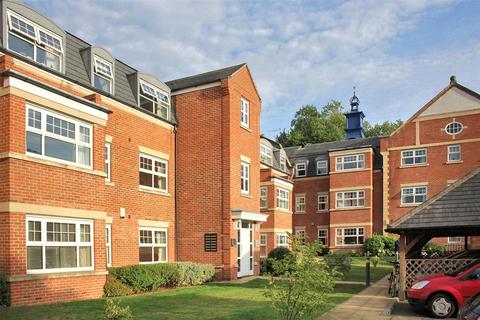 2 bedroom flat for sale, The Clock Tower, Woking GU21