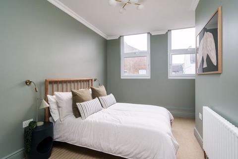 25a Dalling Road, London, W6 0JD