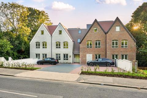 3 bedroom apartment for sale, Higher Drive, Purley