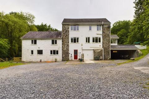 2 bedroom flat to rent, Llanllwch, Carmarthen