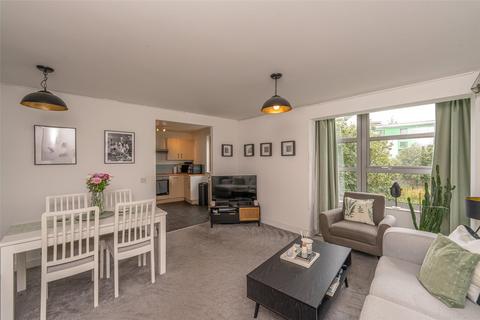 2 bedroom flat for sale, 9/3 Slateford Green, Edinburgh, EH14