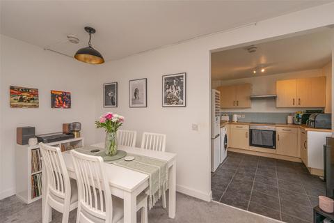 2 bedroom flat for sale, 9/3 Slateford Green, Edinburgh, EH14