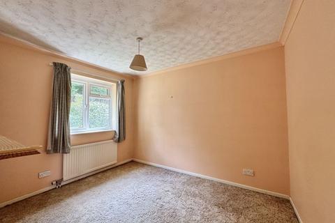 33 Chirgwin Road, Truro, TR1 1TS