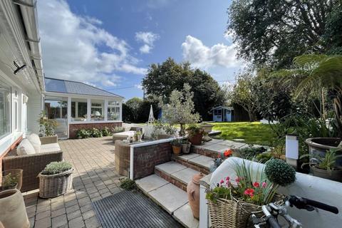 3 bedroom detached bungalow for sale, Northfield Drive, Truro