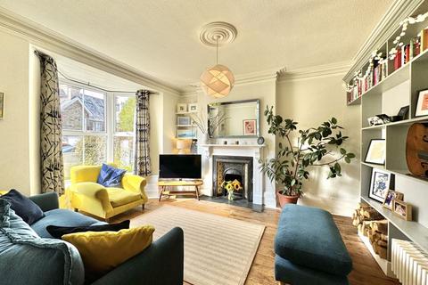 4 bedroom end of terrace house for sale, Campfield Terrace, Truro