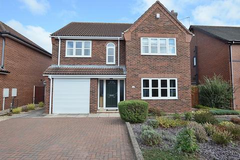 4 bedroom detached house for sale, 4 St Andrews Walk, Woodhall Spa